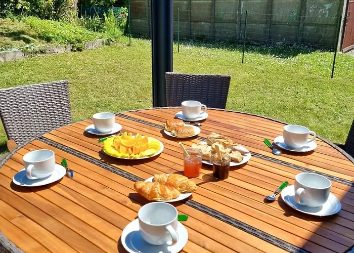 Jolie Maison Avec Jardin Et Pergola Semesterbostad *